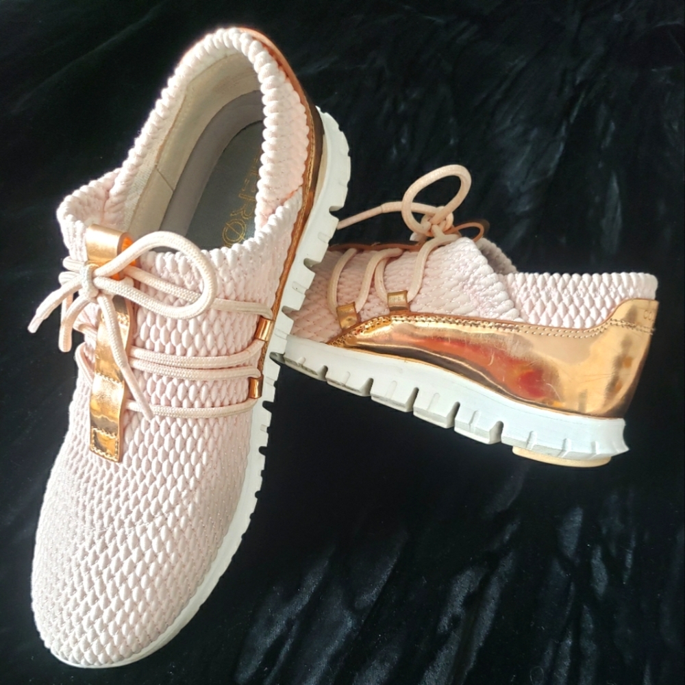 Zerogrand rose gold sneakers